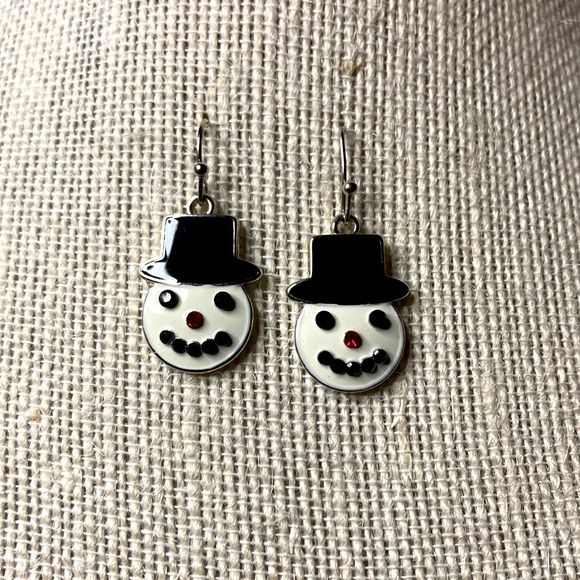 Fashion Snowman Earrings - Picture 1 of 2